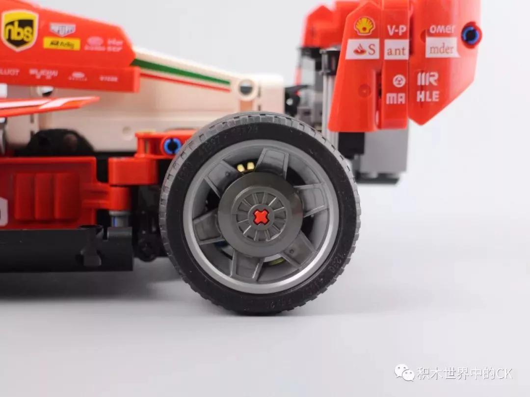 森宝701000科技系列FRR-F1怪兽马达遥控车