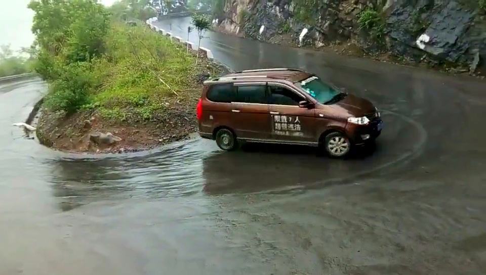 五菱之光再次崛起,五菱之光置换五菱凯捷多少钱