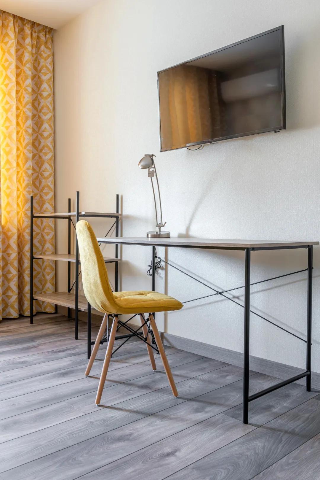 木地板松动踩有声音怎么处理,木地板踩上去有声音