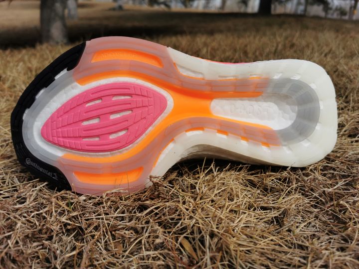 既能跑步又能上街的运动鞋