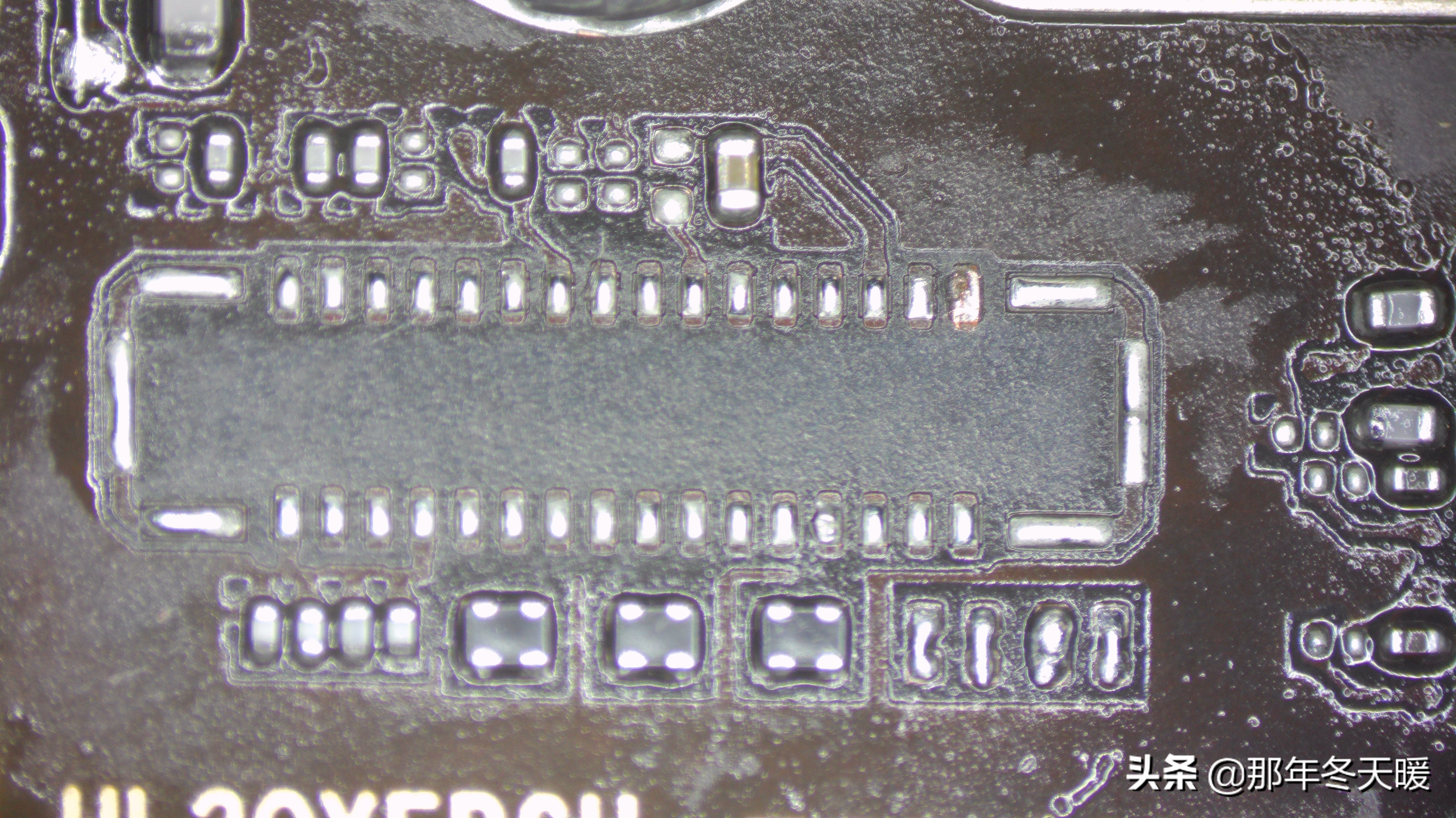 荣耀v30进水更换屏幕背光教程,荣耀v30进水屏幕闪