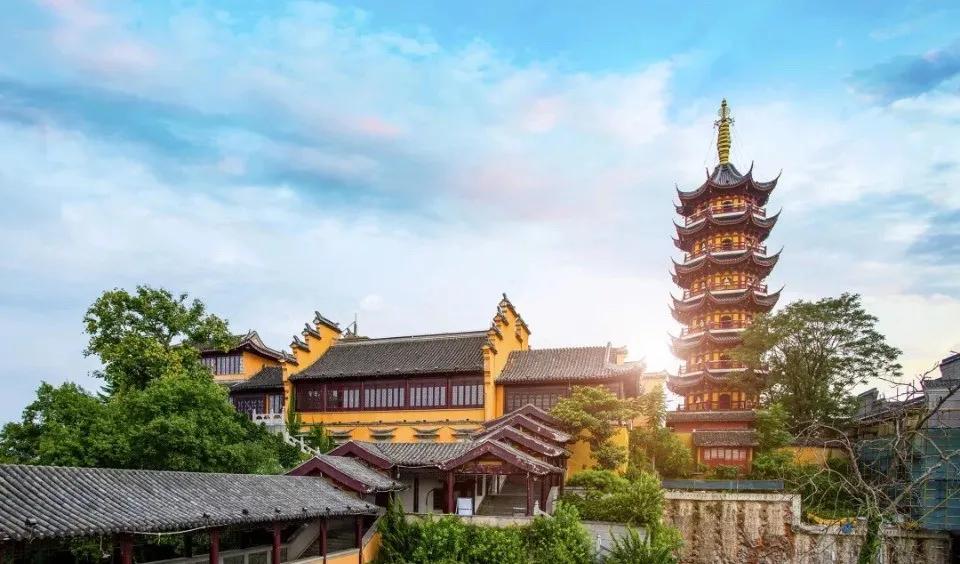 去南京鸡鸣寺是什么心态,鸡鸣寺为啥年轻人多