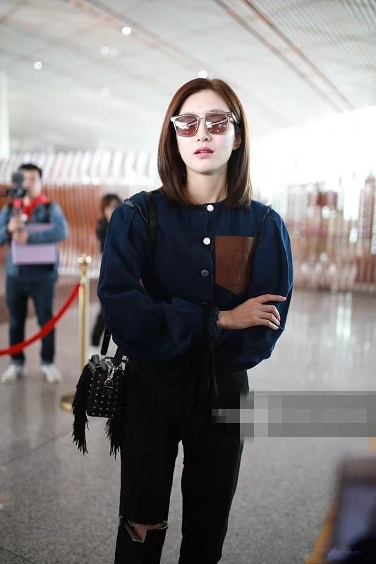 江疏影穿高筒靴配光腿神器,江疏影穿袜子视频教程