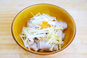 煎带鱼的小窍门保准不破皮不粘锅,香煎带鱼不粘锅不破皮