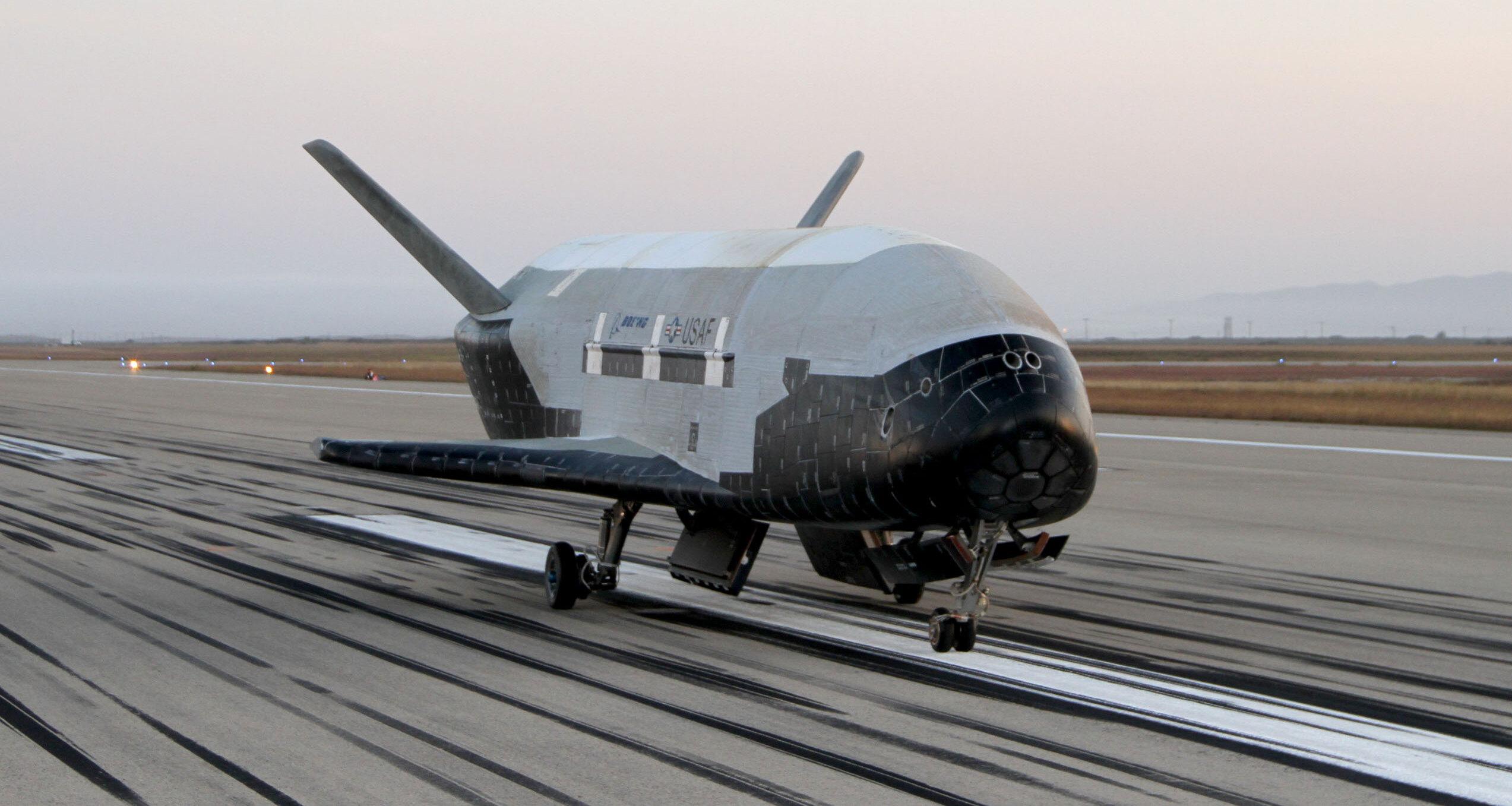 全球爱好和平国家的噩梦“达摩克里斯之剑”X-37B70图