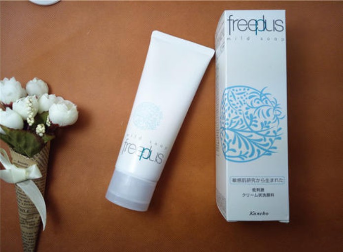 氨基酸洗面奶比普通洗面奶好用吗,氨基酸洗面奶比皂基好吗