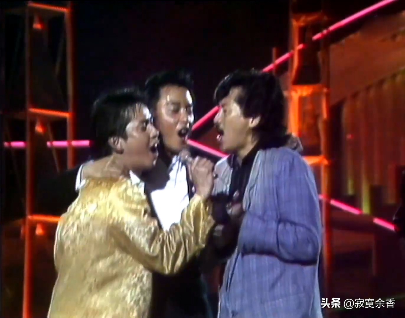 锁定85年群星劲歌荟萃,年轻时代的他们太惊艳太出彩了