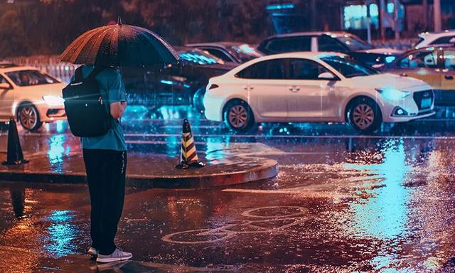 编辑部的故事骗子主任,编辑部的故事和离婚大战