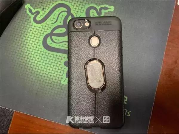 女子凌晨听到床下有异响,凌晨3点听到女人哭声