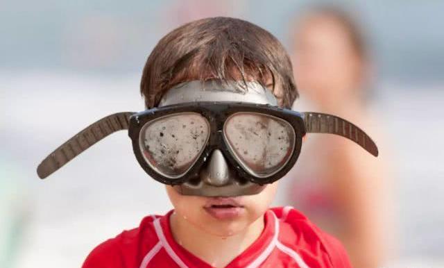 潜水面镜的正确使用方法,潜水戴哪种眼镜或面罩好