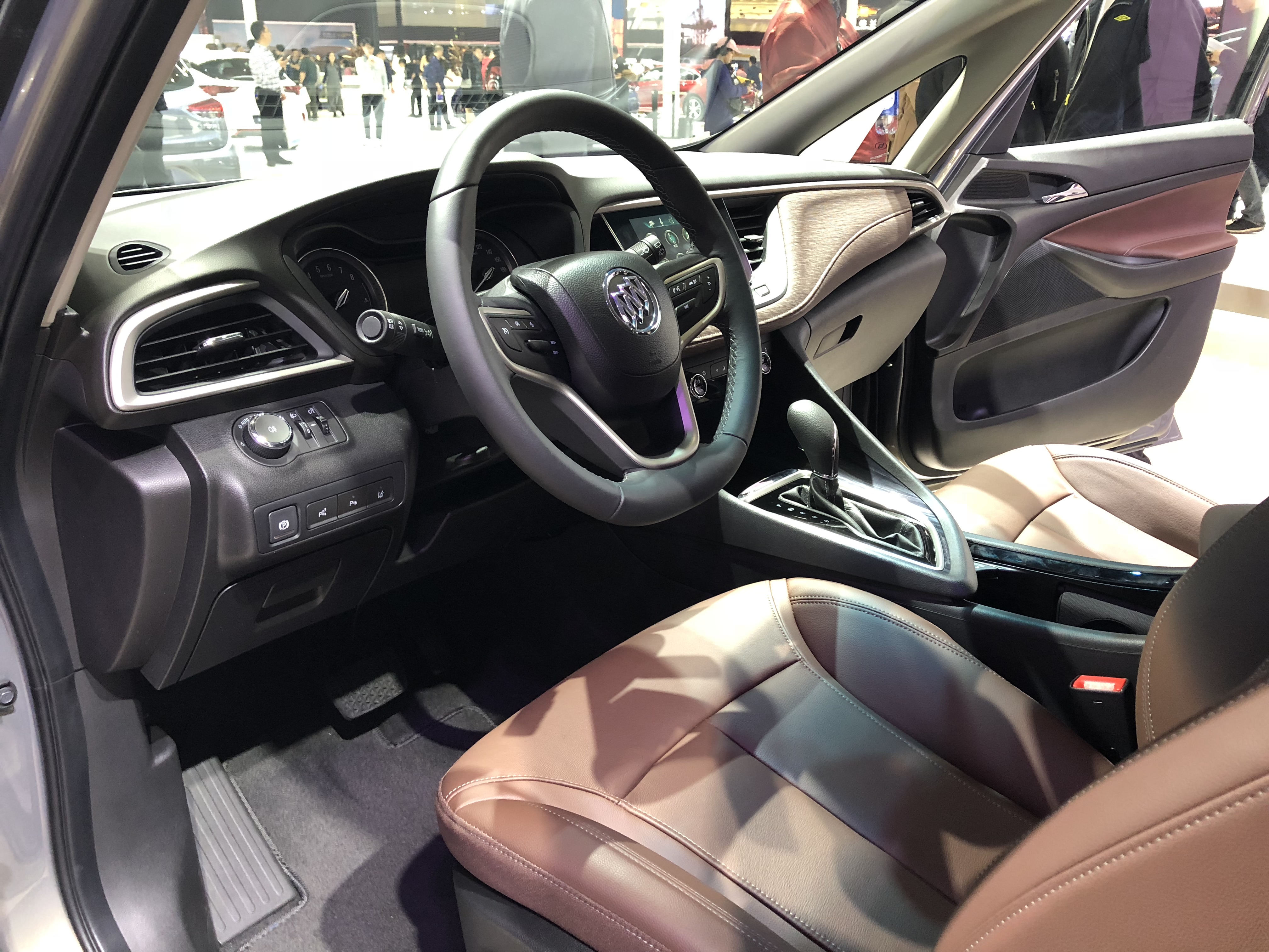 别克gl6高德导航,带你了解新款别克gl6缺点