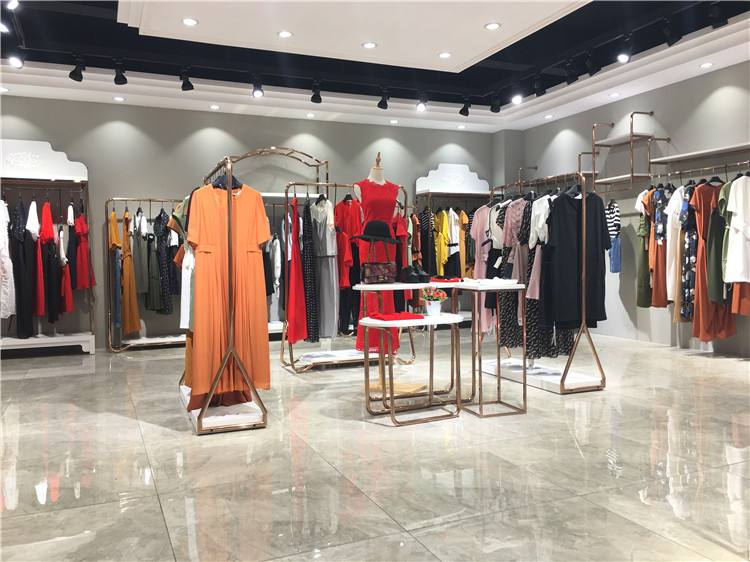 霓裳羽衣路未央——记淳安威坪商会秘书长、羽沙国际创始人徐如红