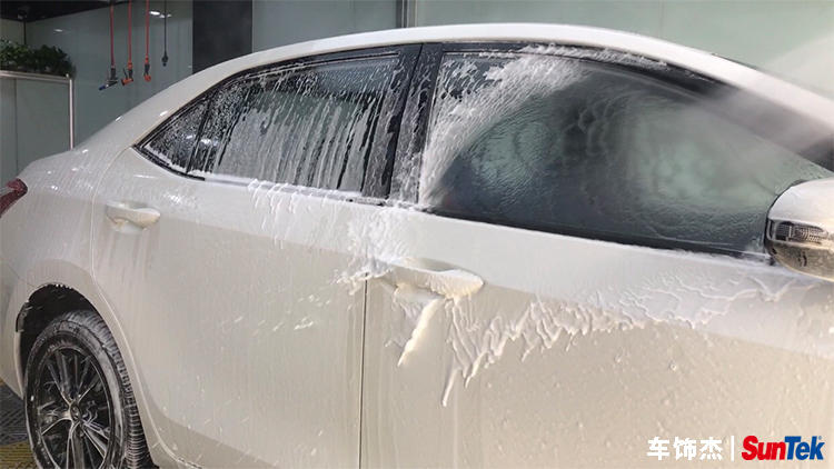 汽车贴膜自己怎么操作,新手汽车贴膜入门基础知识
