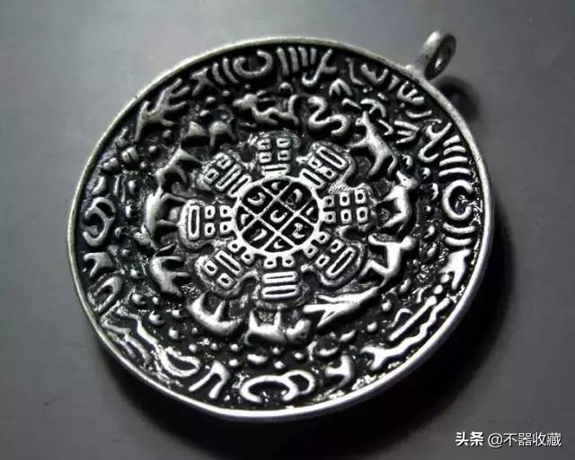 朱砂九宫八卦牌到底是什么,九宫八卦牌背后的字的意义