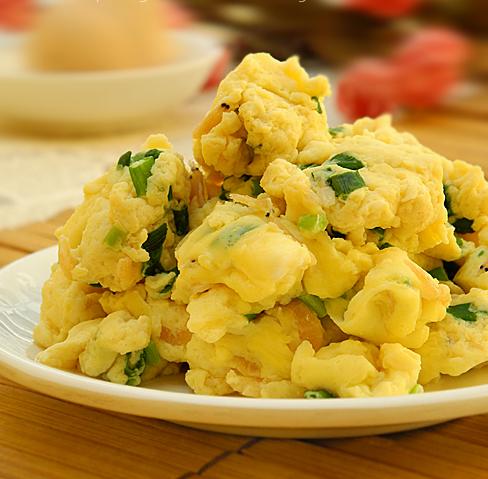 鸡蛋胆固醇拿兔子做实验,兔子吃鸡蛋升胆固醇