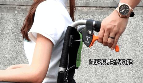 翻车摔伤了怎么办,电动轮椅上坡翻车如何操作