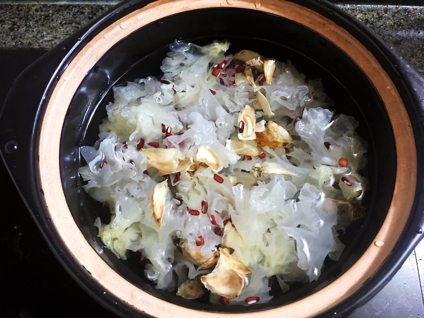 冬季女人要多喝的汤,女人要多喝这碗汤补气补血