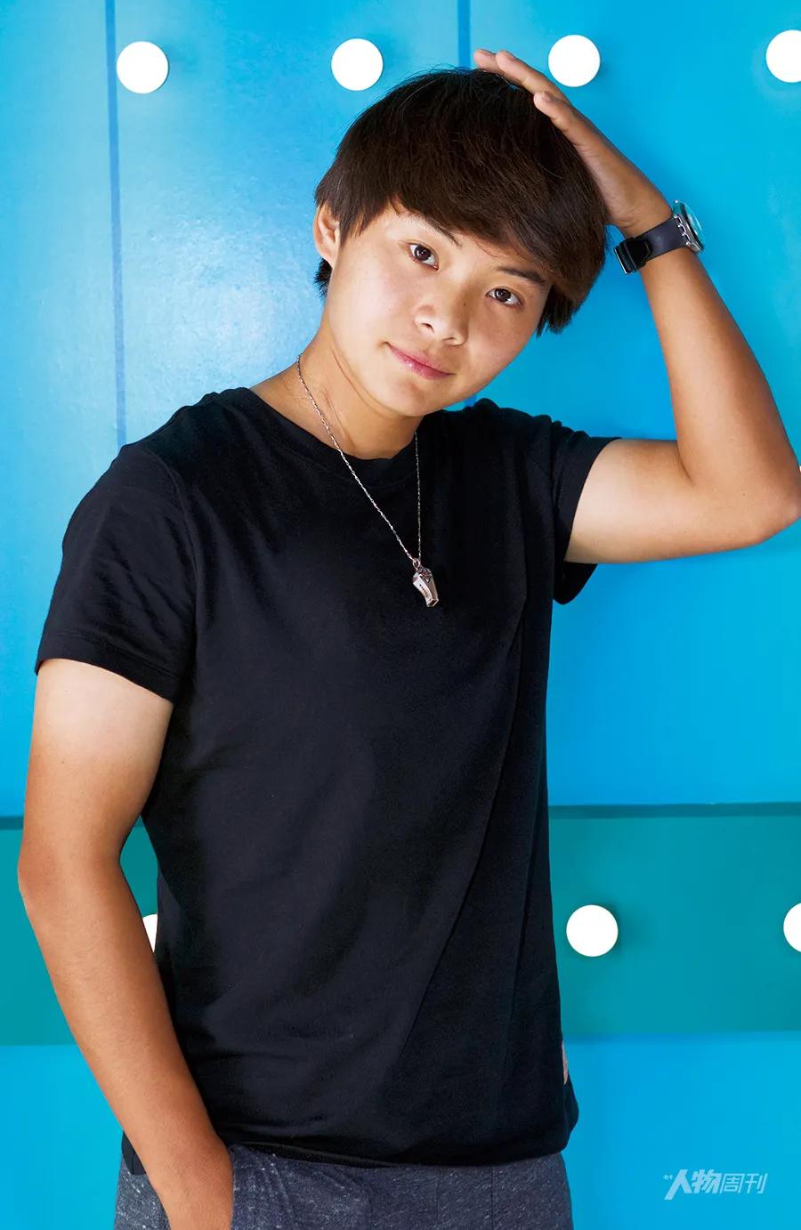 中国女足王霜采访记录,采访女足王霜视频完整版