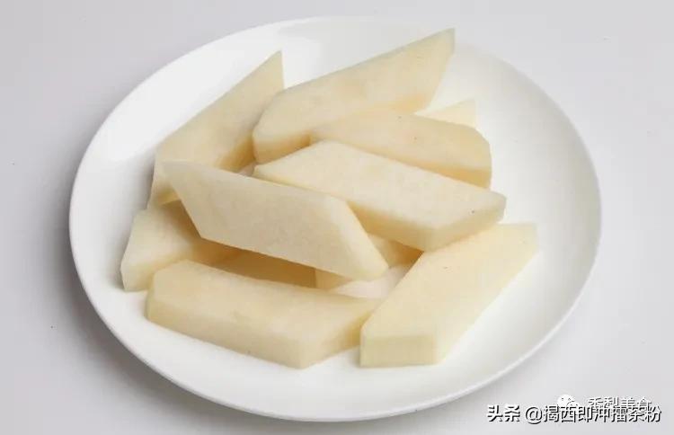 笋焖鸭子做法,腐竹莴笋焖鸭