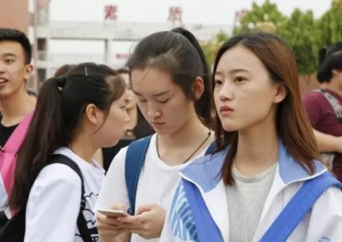 530分考生含泪直言，宁当“鸡头”不当“凤尾”，绝不报本科