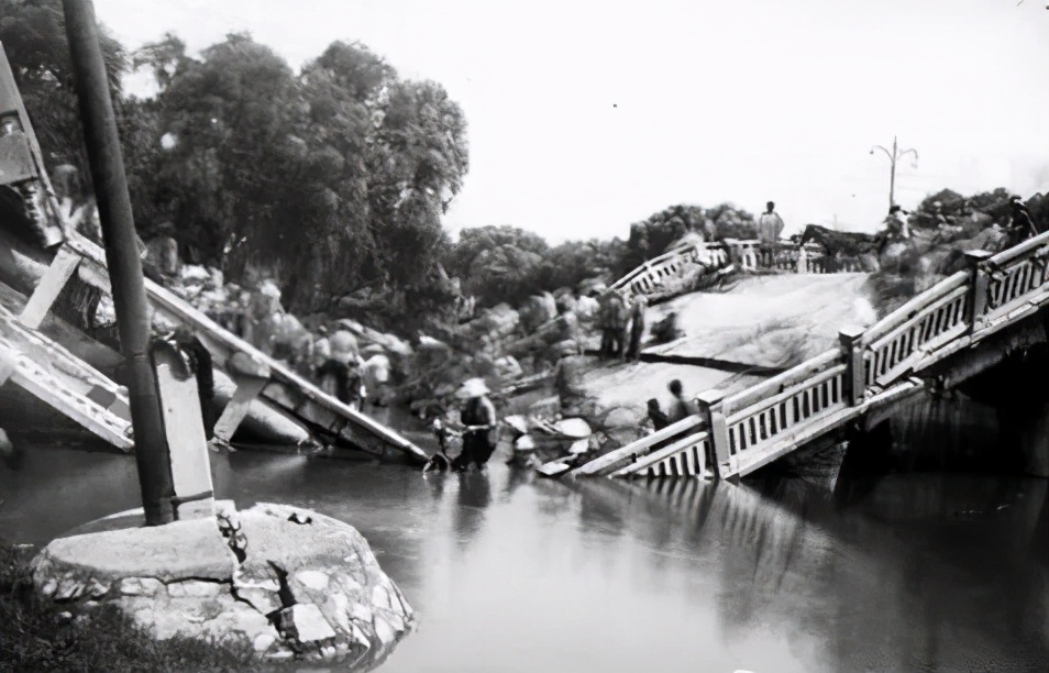 七六年地震前兆,1556年地震在中国什么地方