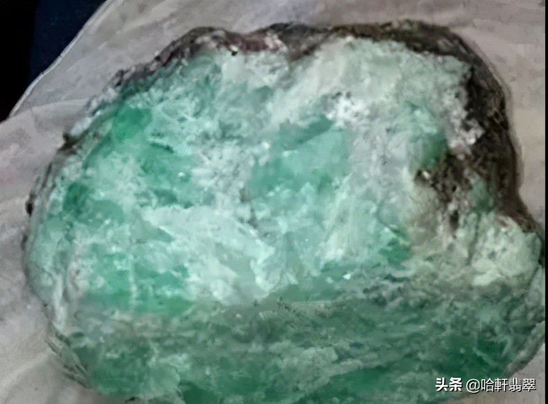 缅甸翡翠占全世界多少,缅甸翡翠市场最近价格