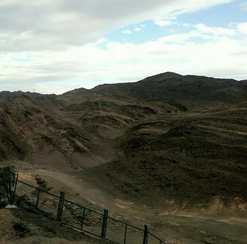 我在新疆若羌拉石头的坎坷经历,我在若羌拉石头