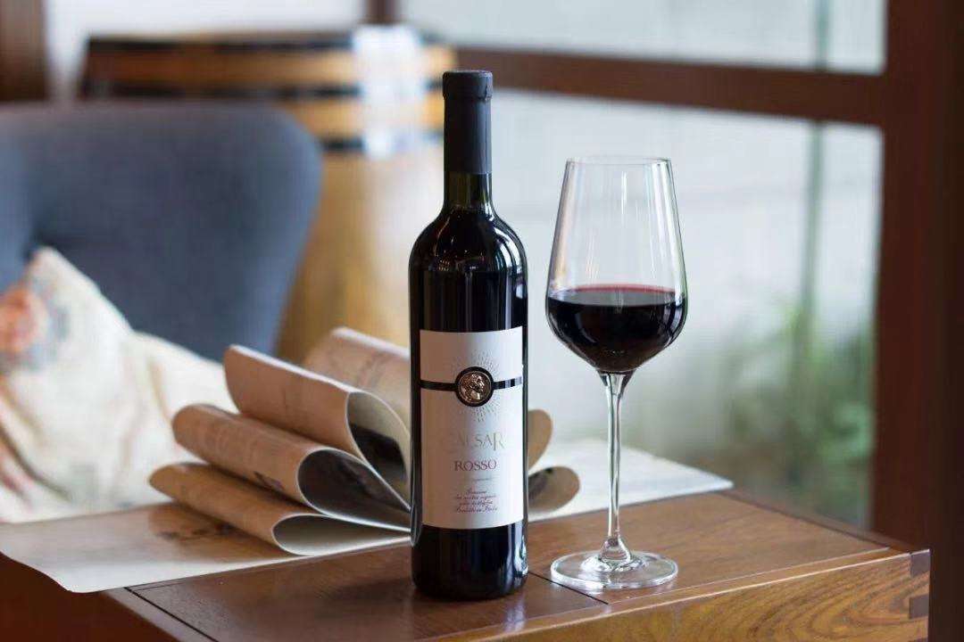 酒类推荐白酒销售技巧,啤酒白酒红酒洋酒如何销售