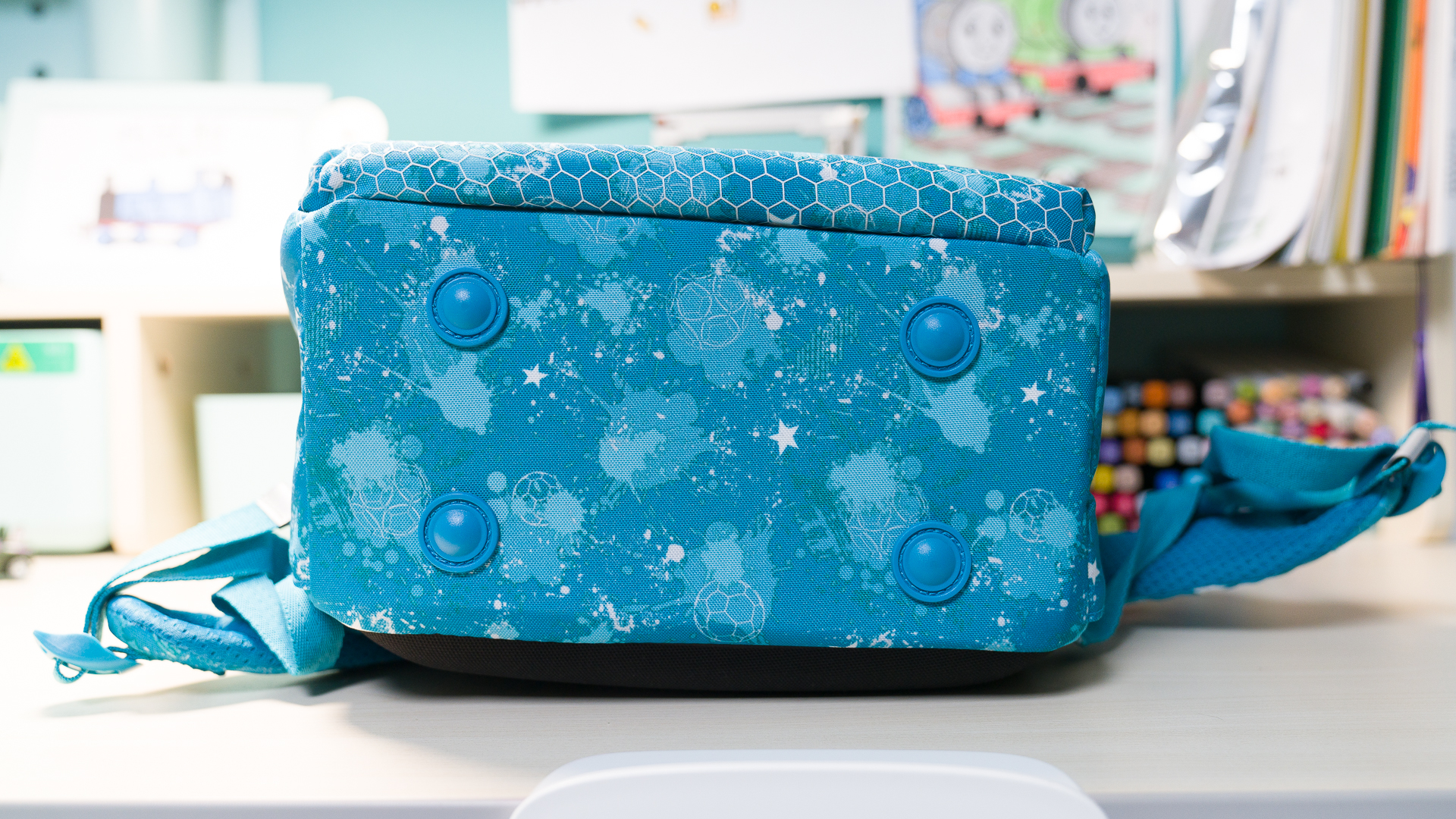 学生书包4-6年级护脊减负书包,初中生书包3-6年级减压护脊书包