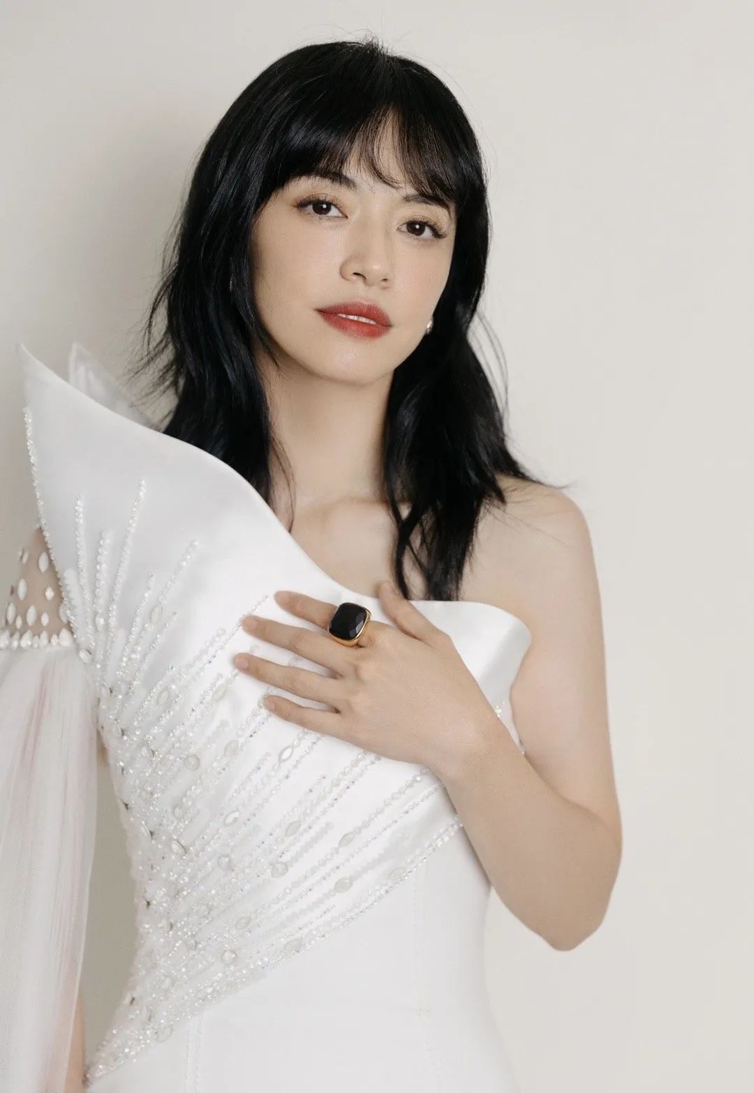 巩皇霸气红毯造型,巩皇红毯气场