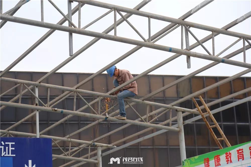 记录最后的影像，再道一声再见——茂名站北站房今日开始拆除