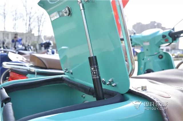 洛嘉lj125-28d摩托车测评,洛嘉lj125b多少钱