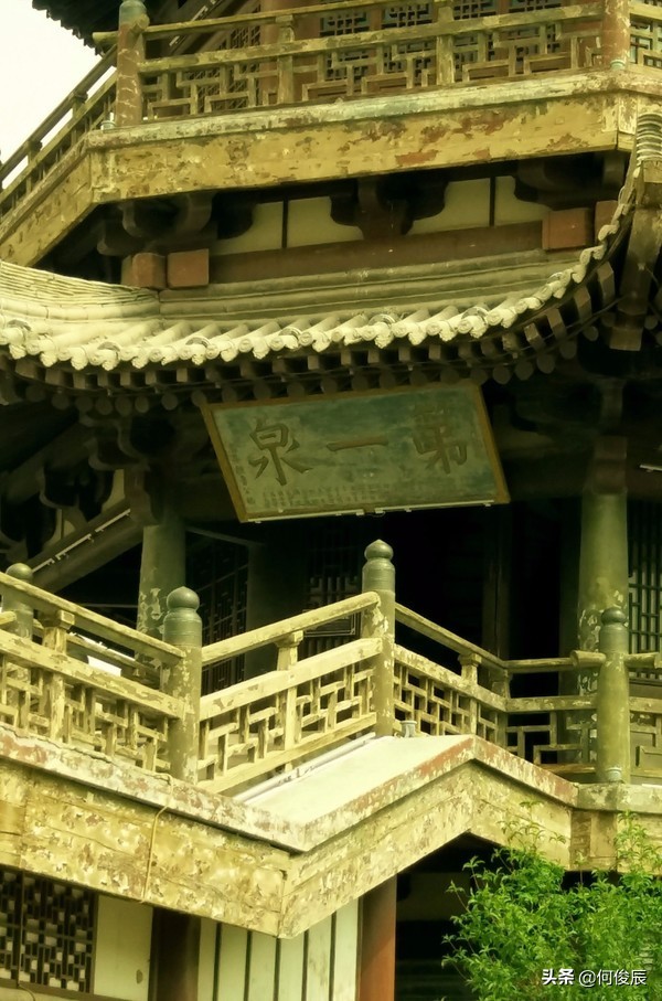 鸣沙山月牙泉堆满了游客,鸣沙山月牙泉景区