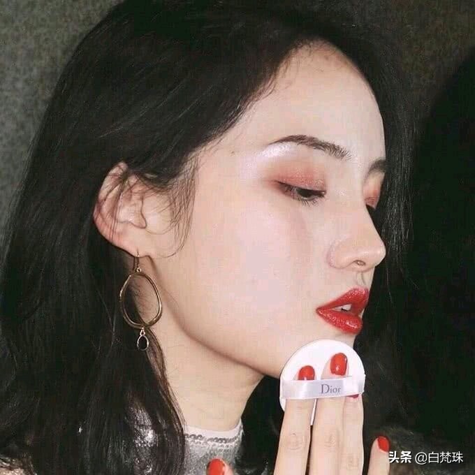 有没有不闷痘的粉饼,有没有不卡粉的粉饼