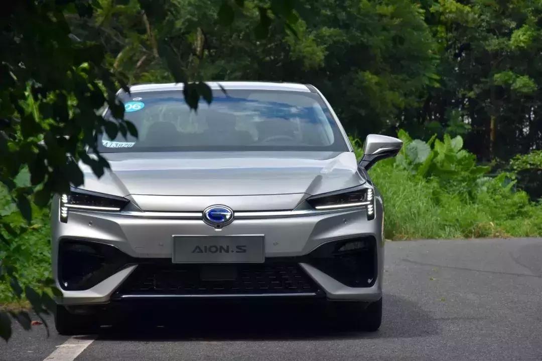 广汽新能源aions按键功能,广汽新能源埃安aions怎么锁车