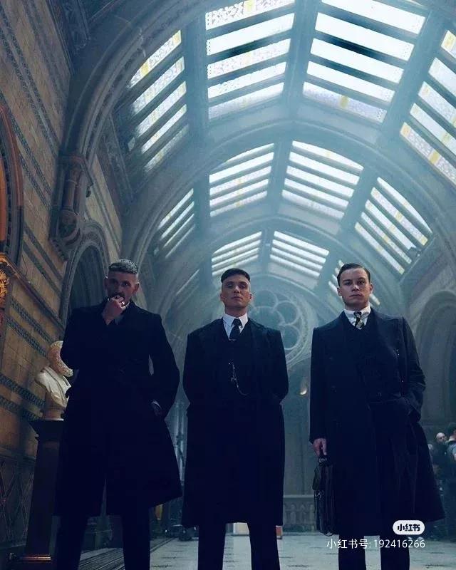 浴血黑帮各季西装,浴血黑帮英剧精彩片段