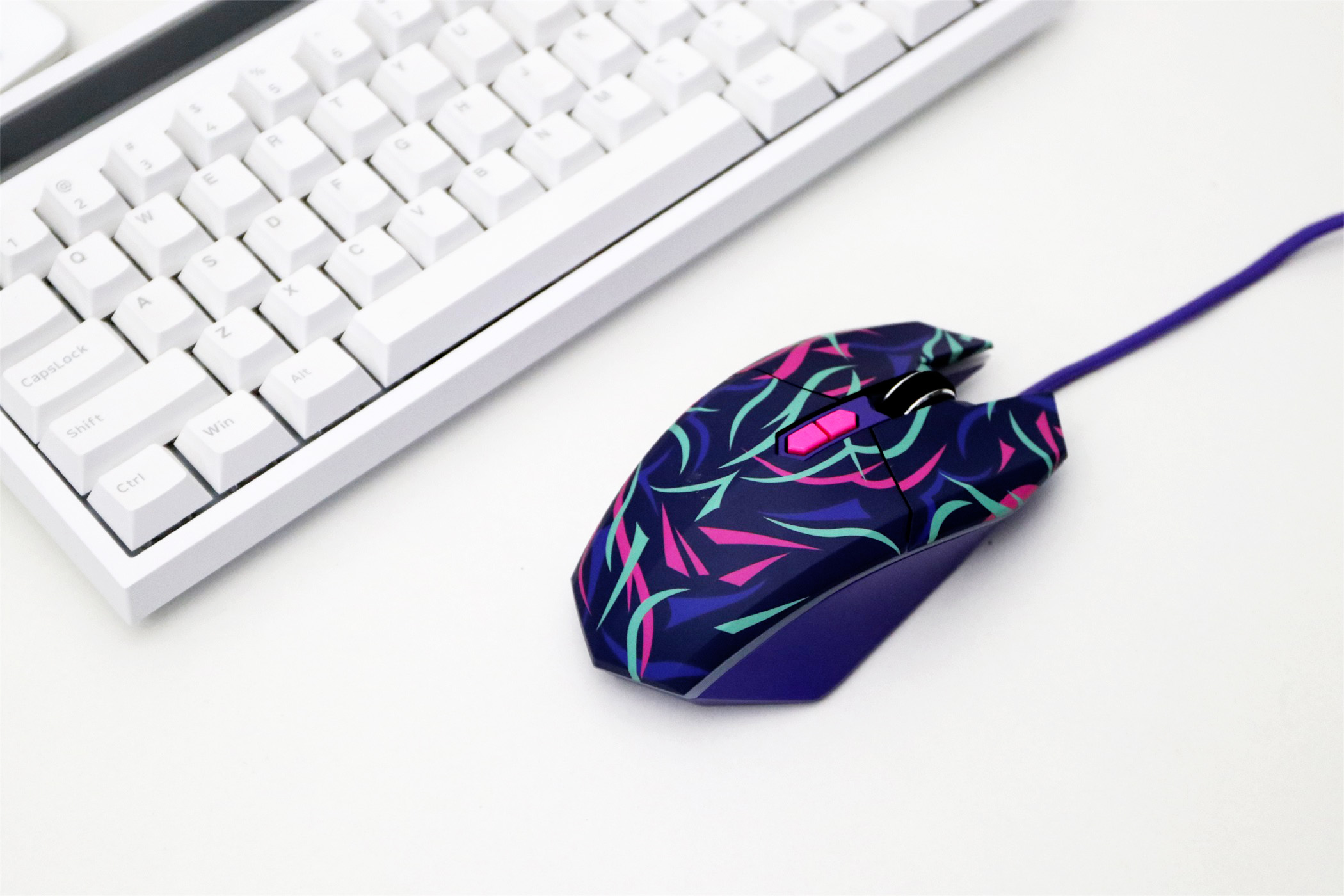 达尔优em915荆棘版鼠标是几代,达尔优鼠标em910怎么编绳