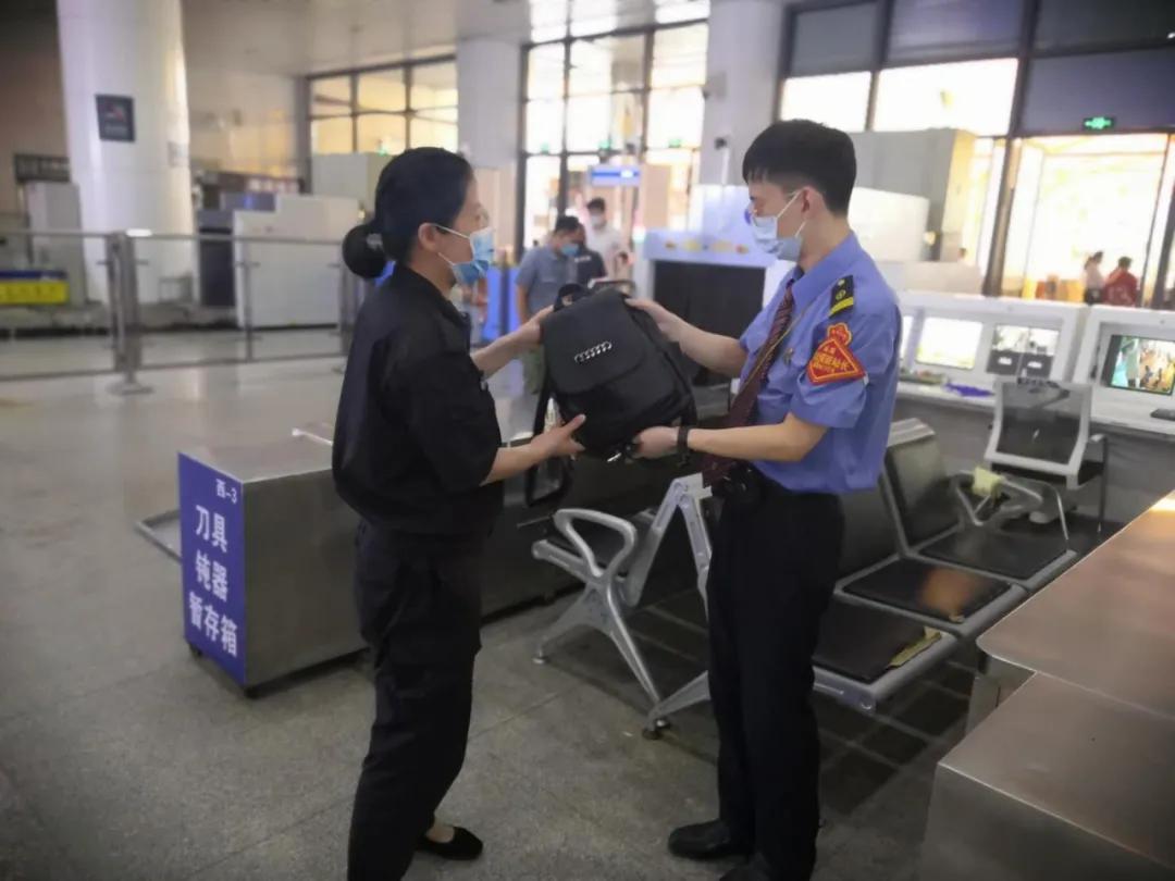 坐火车车票丢了怎么办,高铁站候车东西丢了