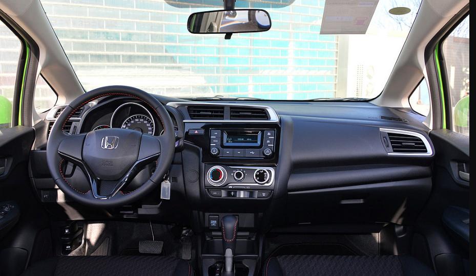 本田2019款飞度试驾体验评测,本田飞度测评