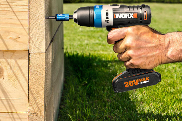 墙面挂画如何布置,挂画安装最快方法