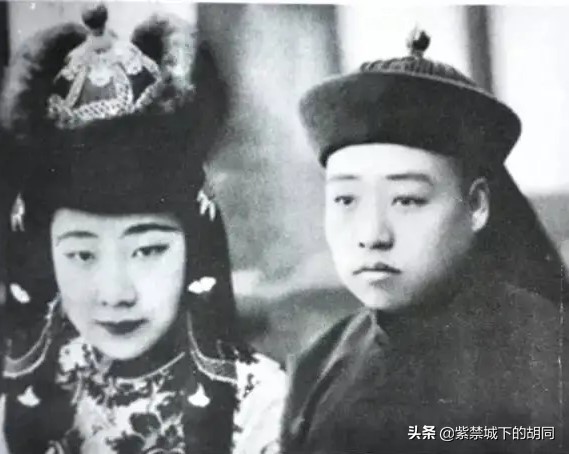 一篇*今条头日**文章，惊喜见到阿拉善王府的“格格”