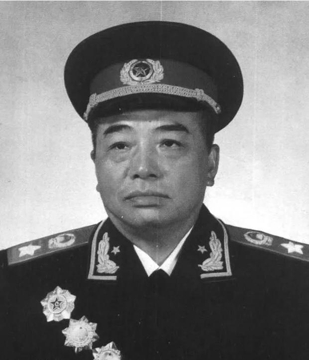 彭德怀元帅有过三段婚姻，可惜没留下子女，是唯一没有子女的元帅