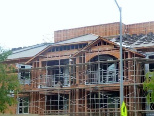 练习瑜伽之前必须要做的拉伸,瑜伽拉伸的过程中慢慢的放空自己