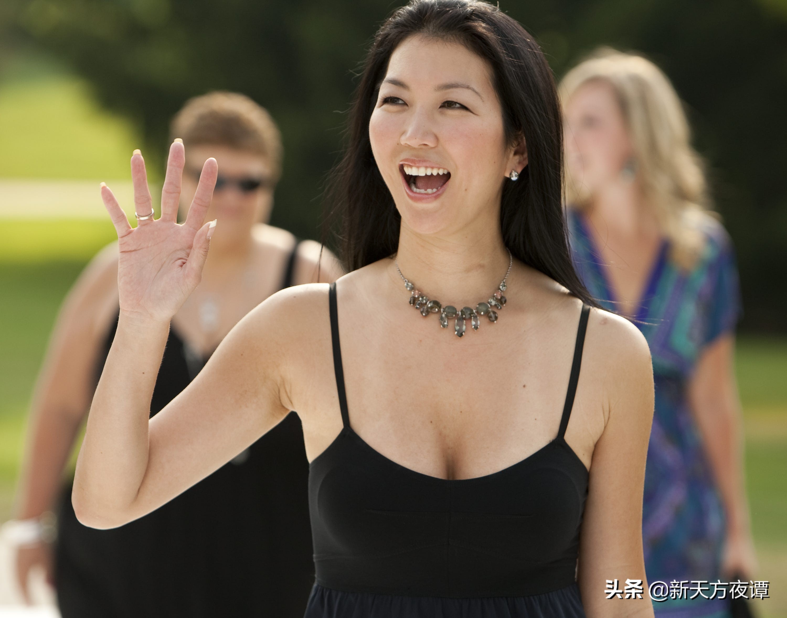 王钟瑶和潘晓婷打桌球谁厉害,潘晓婷打桌球厉害还是王诺厉害呢