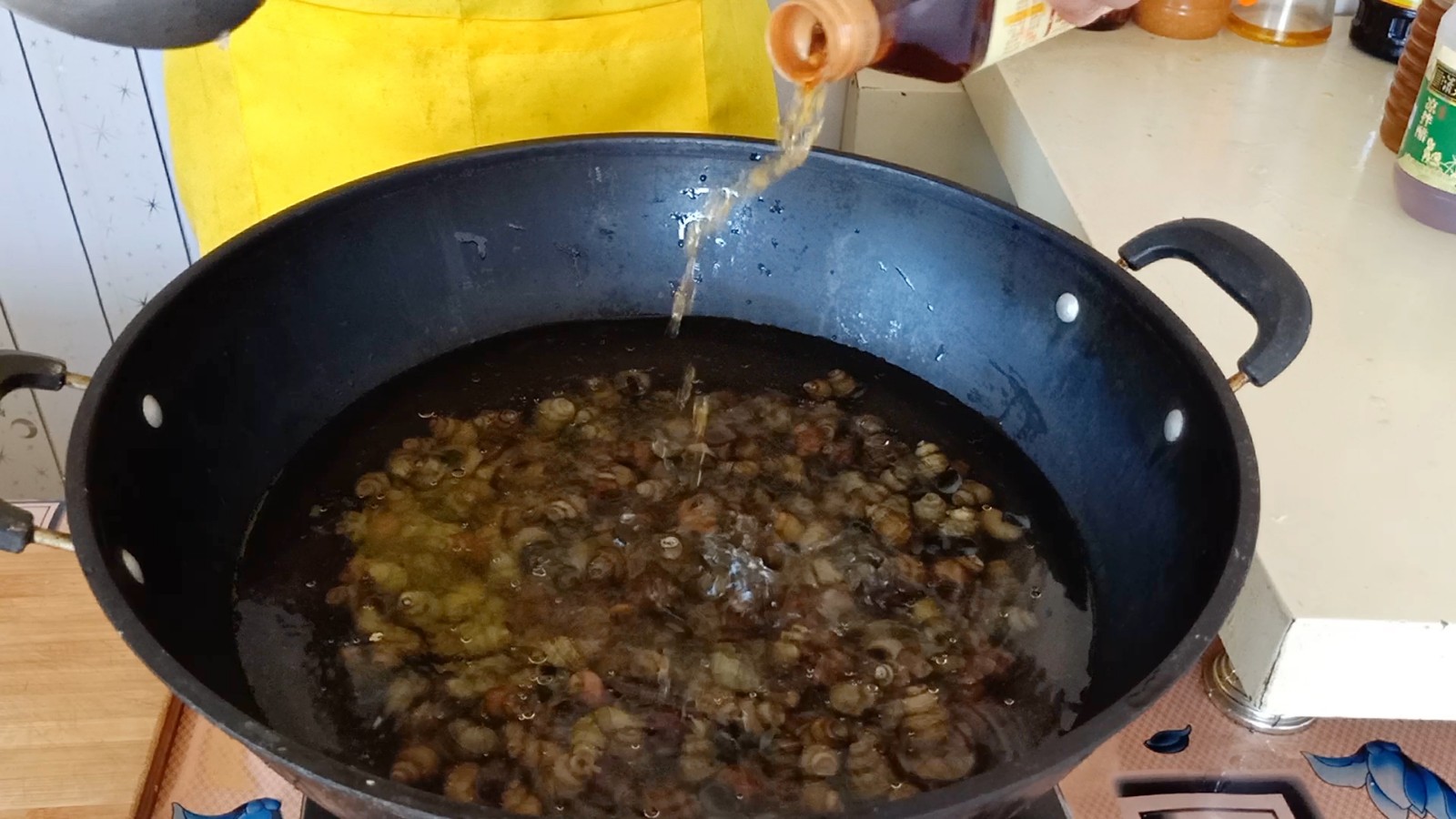 炒田螺学技术,怎么炒田螺又入味又好吃