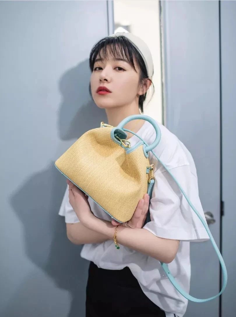 有哪些时髦的小众包包,小众且高级的包包推荐一款多用包