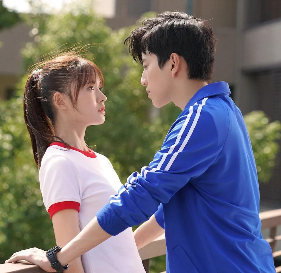 知乎暗恋一个人的心酸,知乎关于暗恋的故事