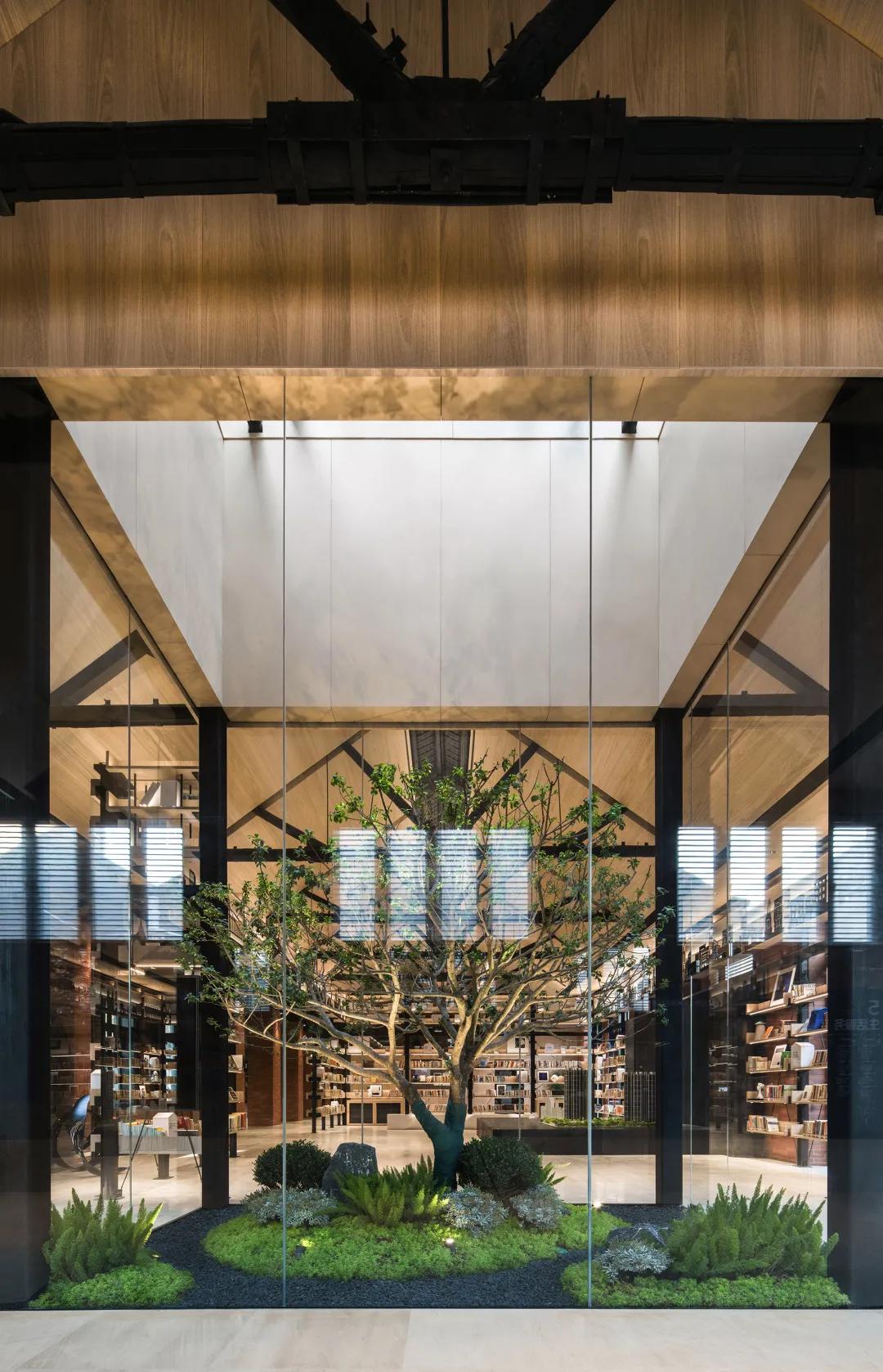 书香与艺居融为一体，重塑潮流空间IP