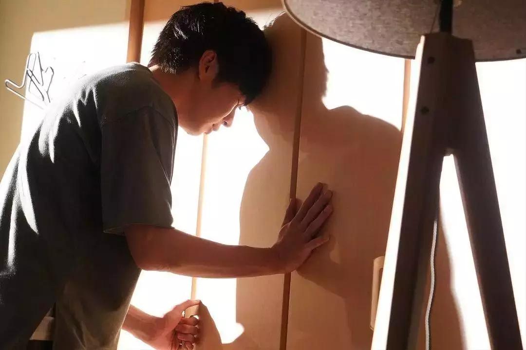 怎样安慰亲人过世的家属,得知同事家里亲人过世安慰的话