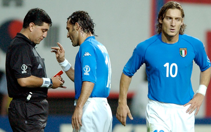 齐达内最后一次被罚下,齐达内红牌罚下